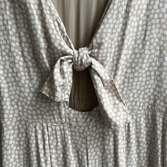 Jumpsuit - Picture 5 of 8